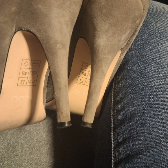 Aldo suede ankle bootie w/zipper size 8 - Picture 8 of 9